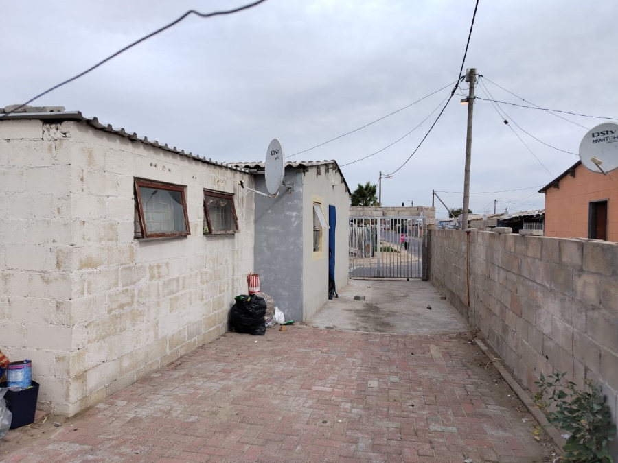 2 Bedroom Property for Sale in Park Village Western Cape